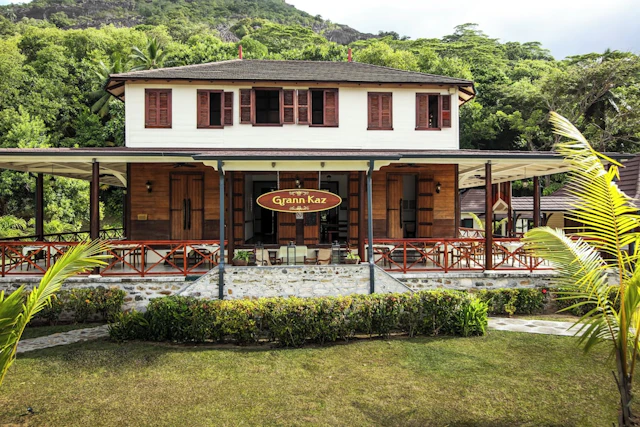 Niva Labriz Seychelles