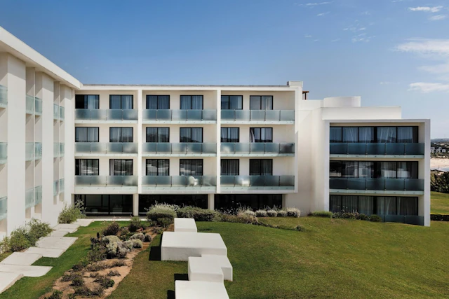Memmo Baleeira - Design Hotels