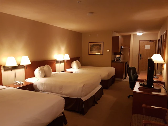 Super 8 by Wyndham Fort Nelson BC