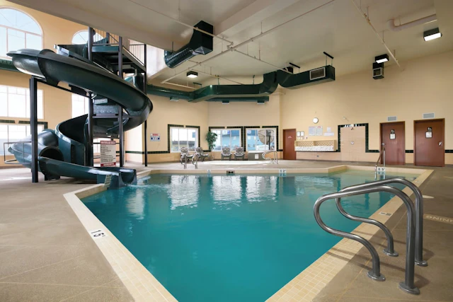 Super 8 by Wyndham Fort Nelson BC