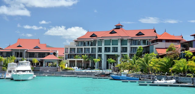 Eden Bleu Hotel
