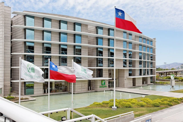 Holiday Inn Santiago - Airport Terminal by IHG