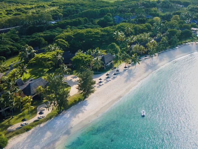 Shanti Maurice Resort & Spa
