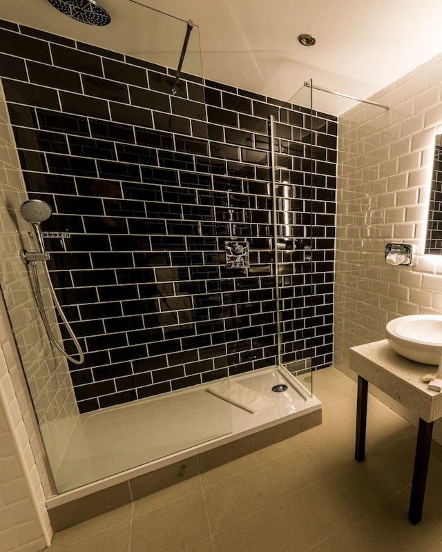Cairn Hotel