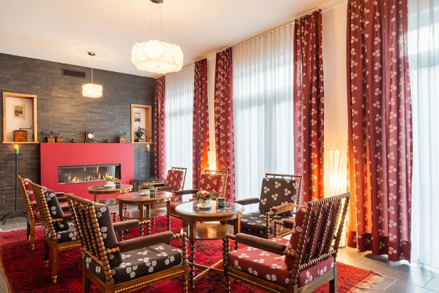 Carlton-Europe Vintage Adults Hotel
