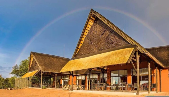 Hobatere Lodge