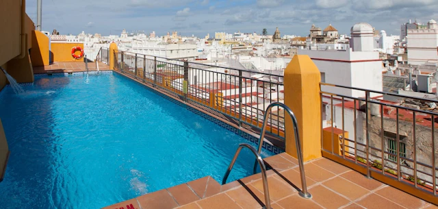 Senator Cadiz Hotel