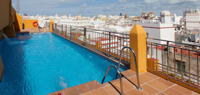 Senator Cadiz Hotel